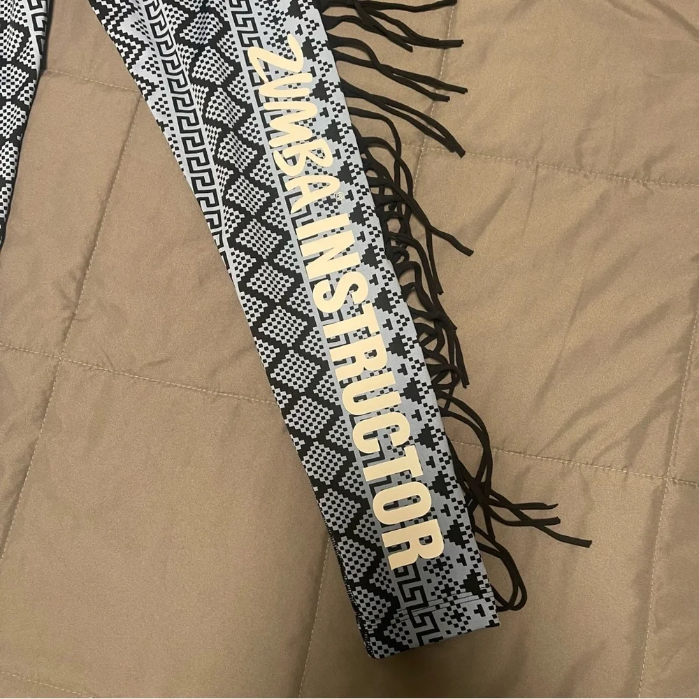 Zumba Fitness Instructor Geometric Leggings - Picture 3 of 9